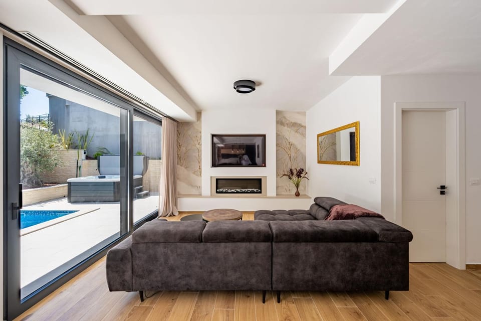 Villa Marijan - Modern villa with pool & jacuzzi - Rovinj Villa in Rovinj
