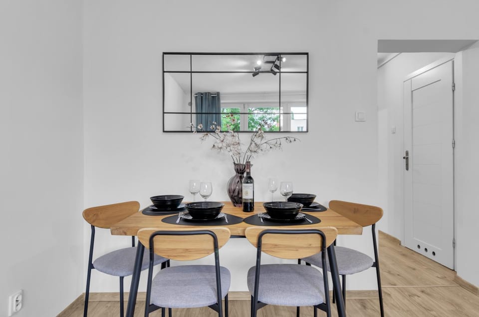 Bubblegum 2 Bedroom Apartment in Mokotow Apartment in Warsaw