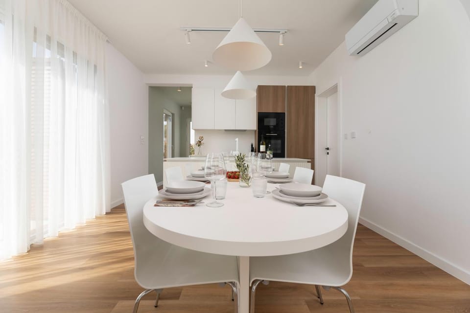 Dining area, kitchen, kitchen