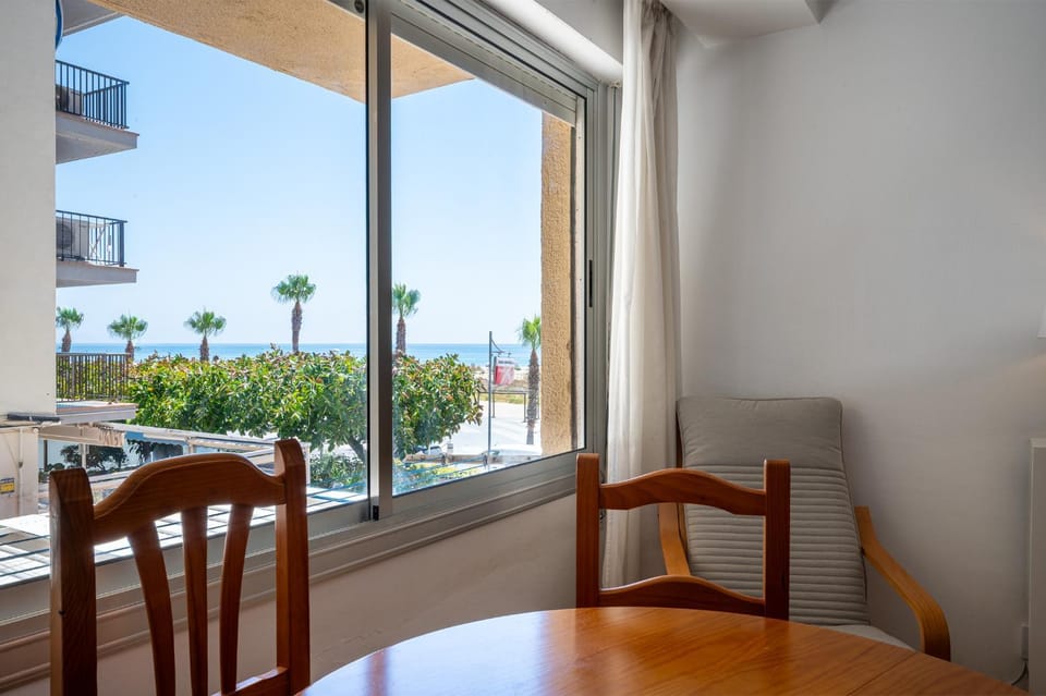 Dining area, Sea view