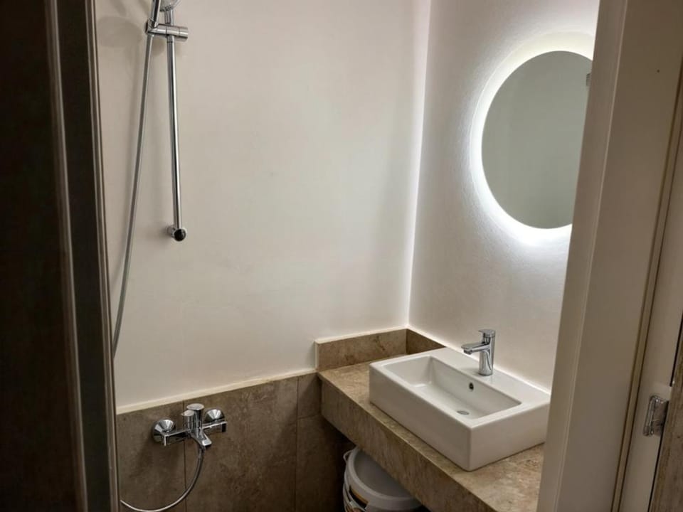 Bali studio very economy stay bed and bath Apartment in Hurghada