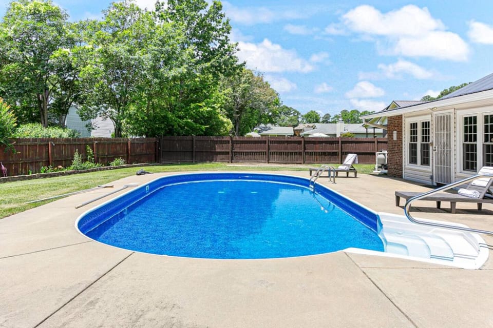 Patio, Garden, Pool view, Swimming pool, sunbed