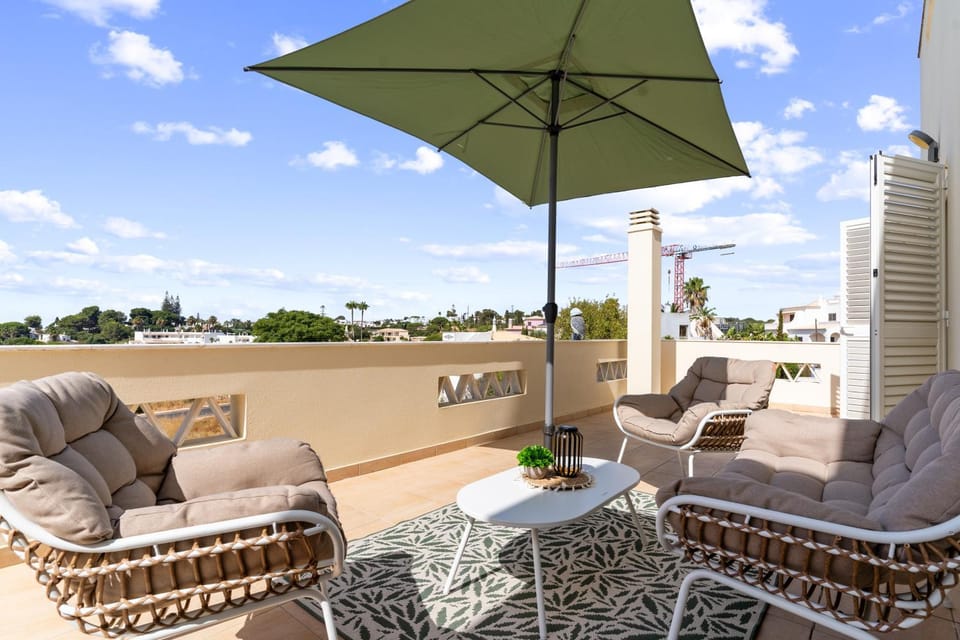 Balcony/Terrace, Balcony/Terrace