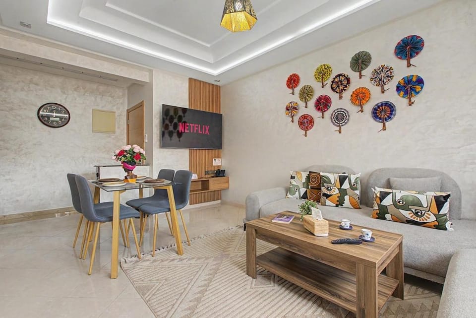 TV and multimedia, Living room, Dining area