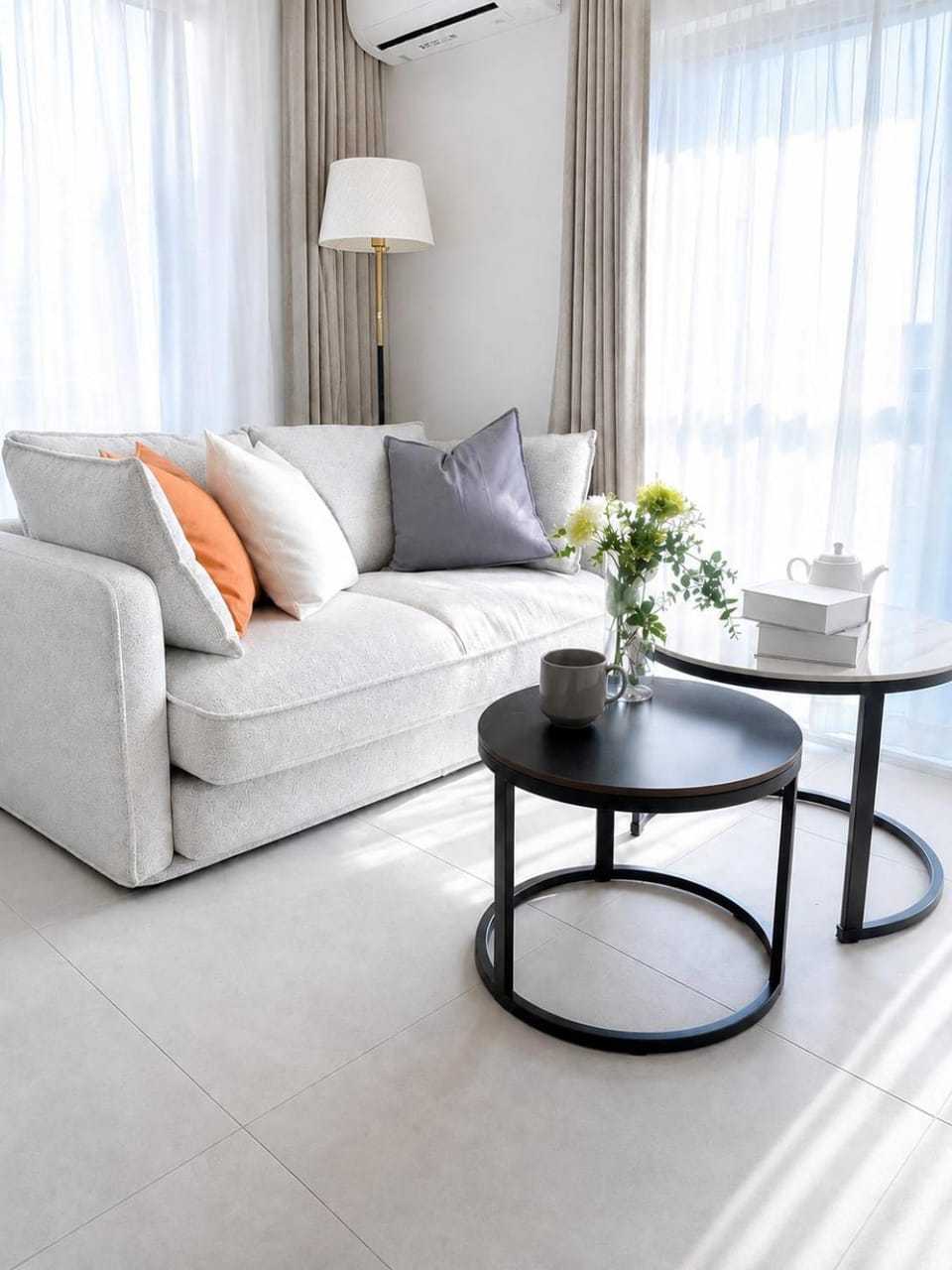 Living room, Seating area