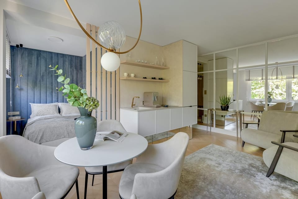 Living room, Seating area, Dining area