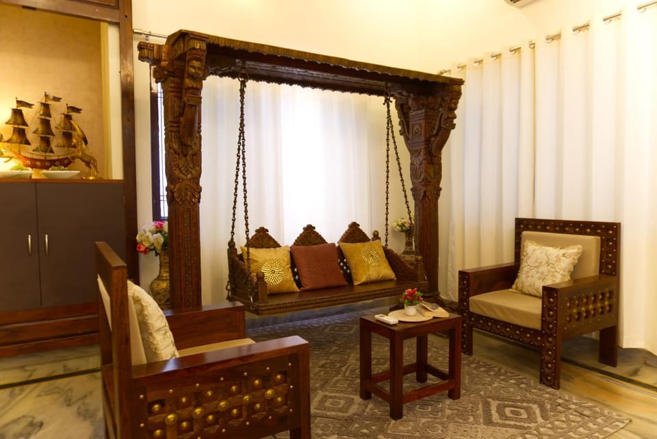Living room, Seating area