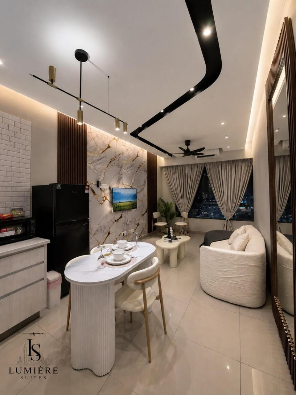 Apartment in Seri Kembangan - Near MRT, Pool & Free Parking Apartment in Federal Territory of Kuala Lumpur