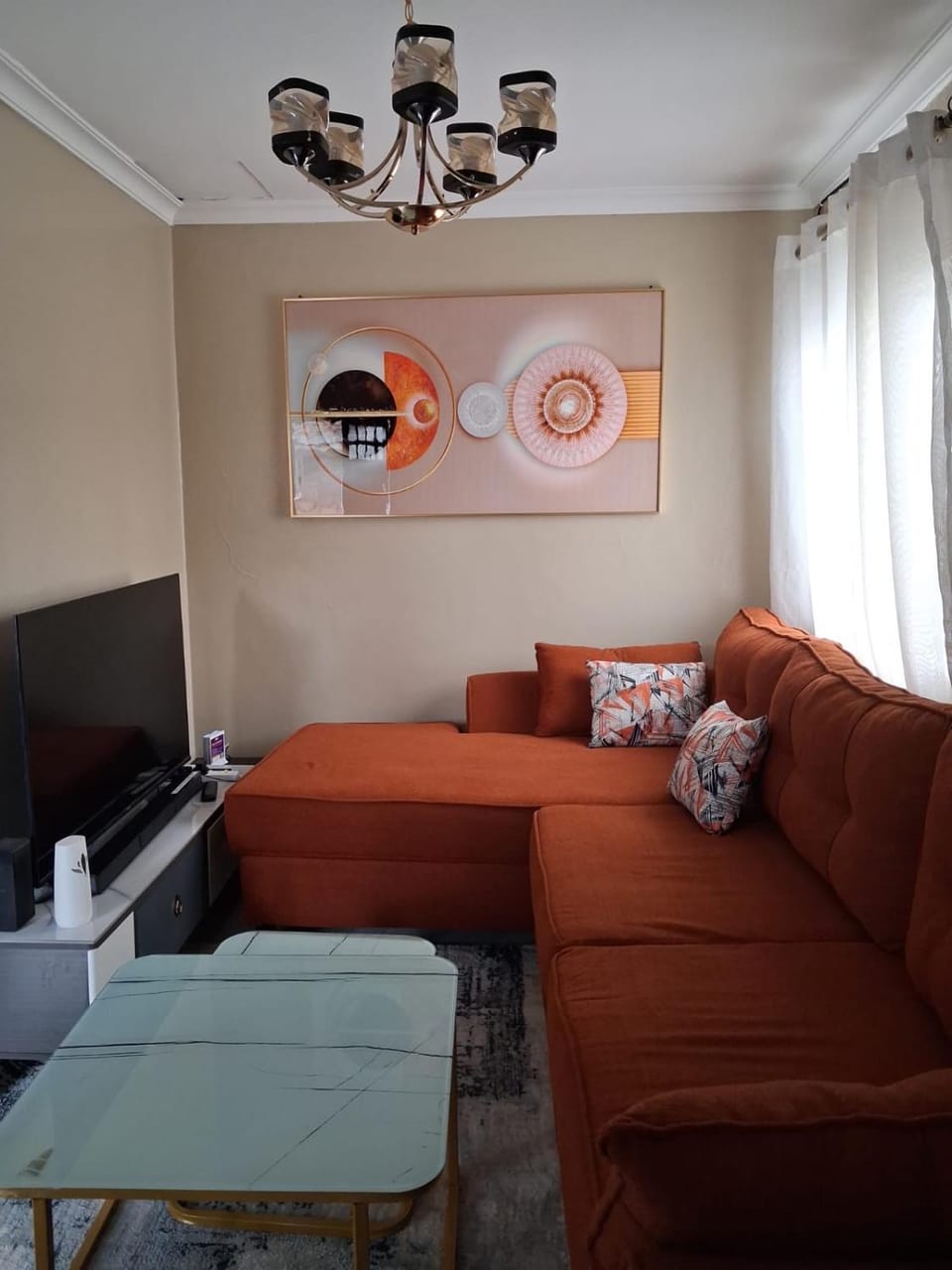 1BR Next to KCB BuruBuru Cozy, Secure and Wi-Fi Apartment in Nairobi