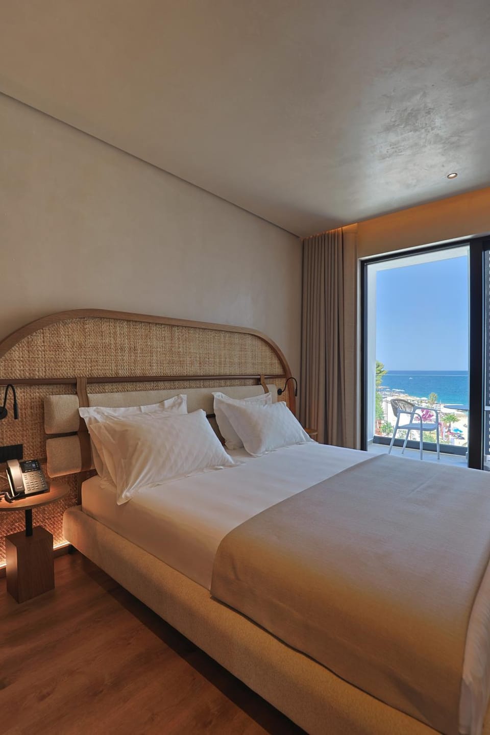 Bed, Photo of the whole room, Bedroom, Sea view