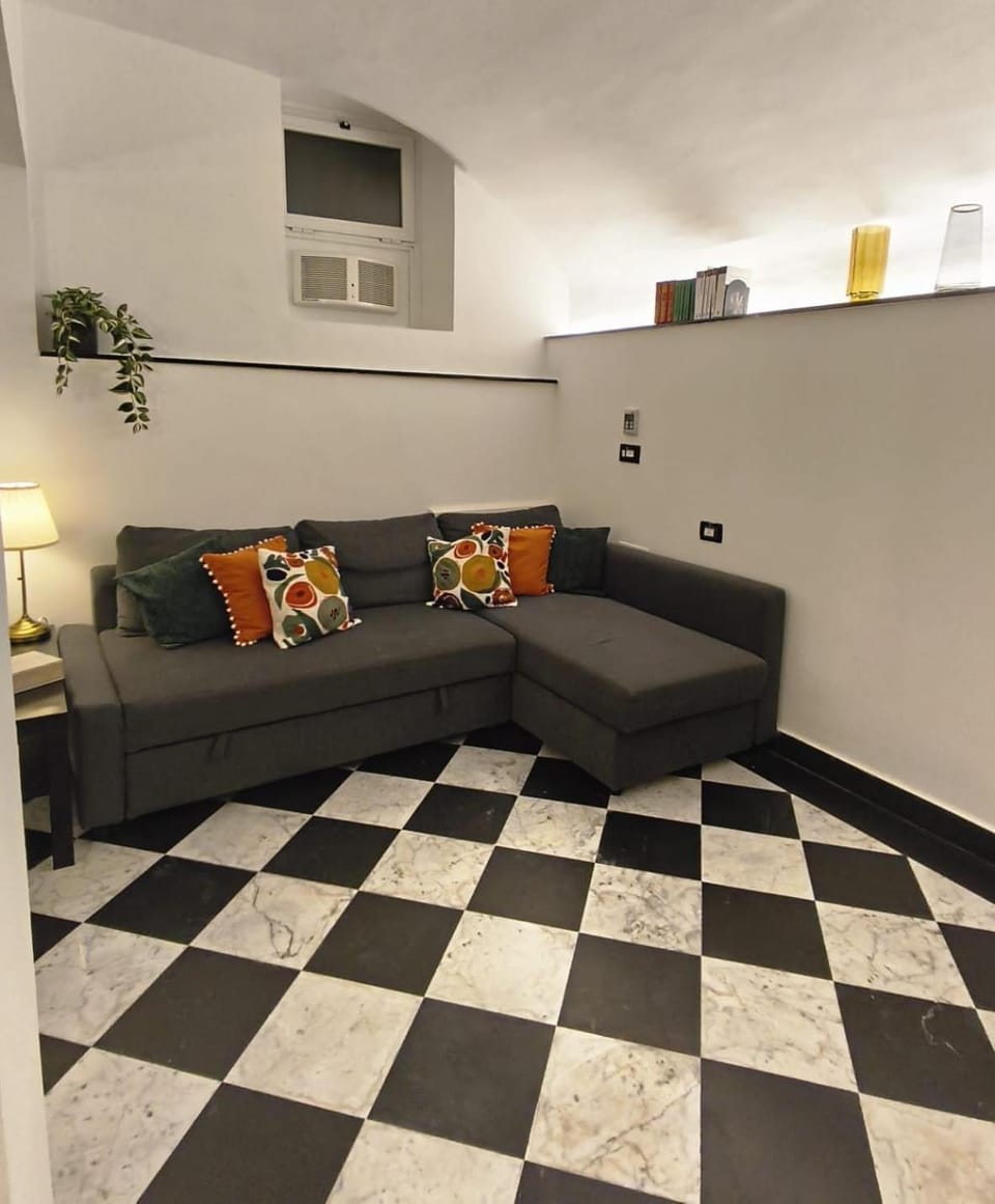Pietro's Loft - Via Roma Genova Apartment in Genoa
