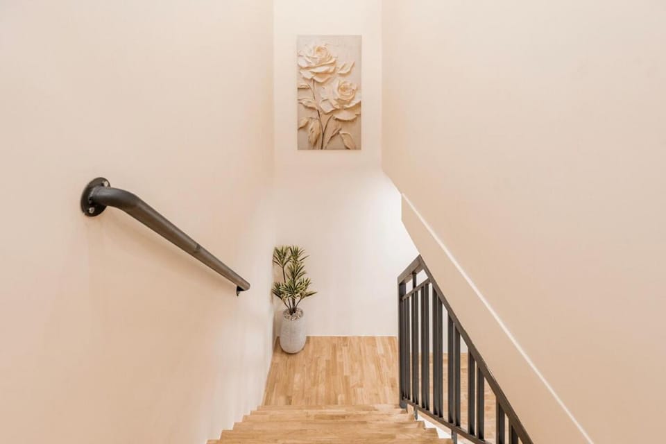 NEW - 2BR House in Bui Vien - Central Saigon D1 Apartment in Ho Chi Minh City