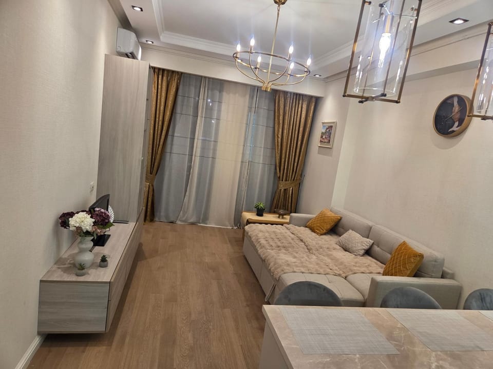 Bed, Living room, Seating area