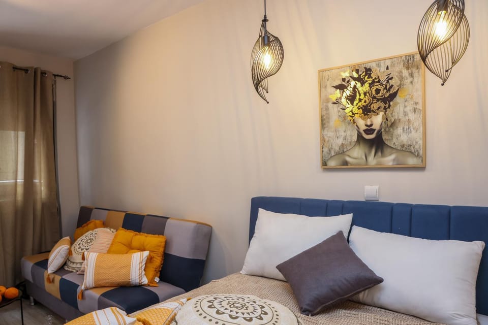 Living room, Bedroom