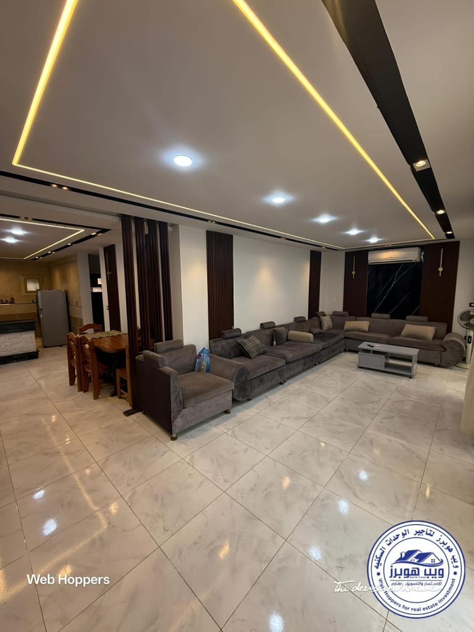 Communal lounge/ TV room, Living room, air conditioner