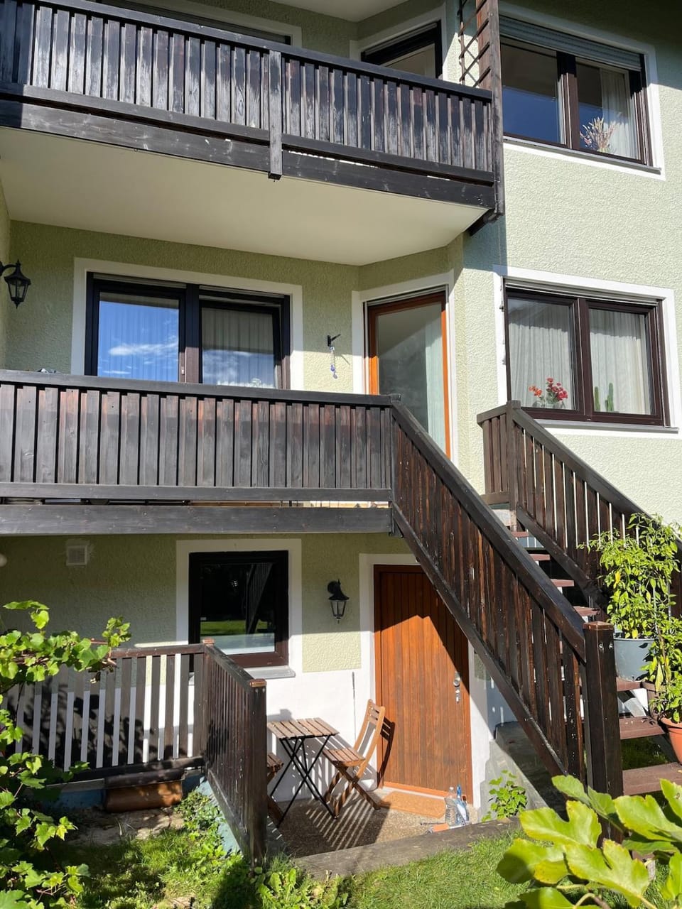 Property building, Balcony/Terrace