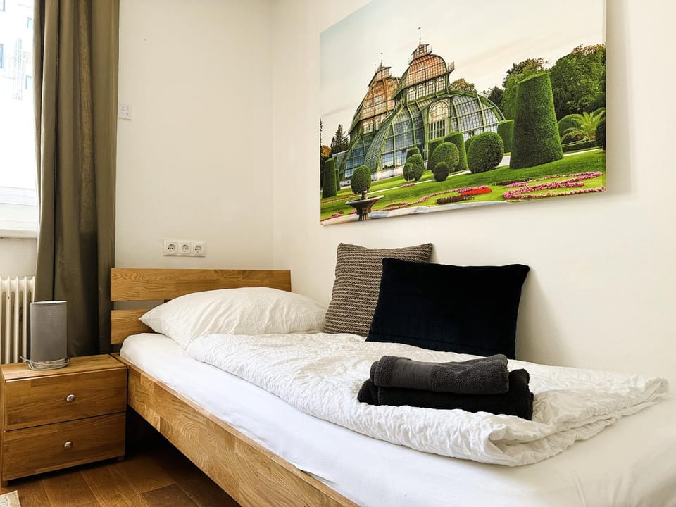 Roomy Apartments for Families and Groups Apartment in Vienna