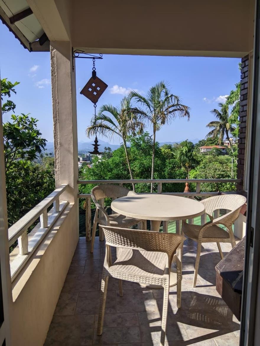 Natural landscape, View (from property/room), Balcony/Terrace, Seating area, Garden view