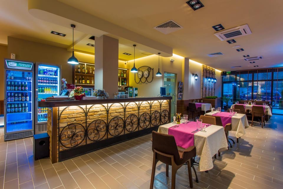 Restaurant/places to eat