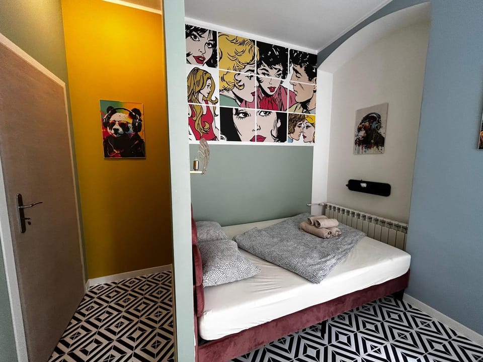 Studio Pop-Art - pokój z łazienką nr 4 Apartment in Poznan
