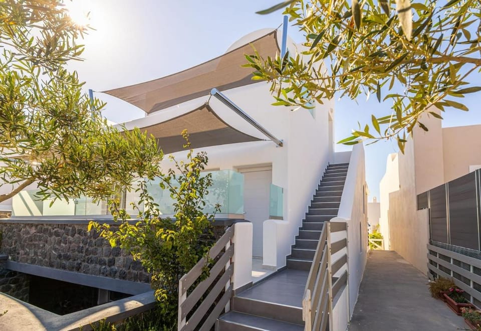 Ageri Suite II House in Mesaria
