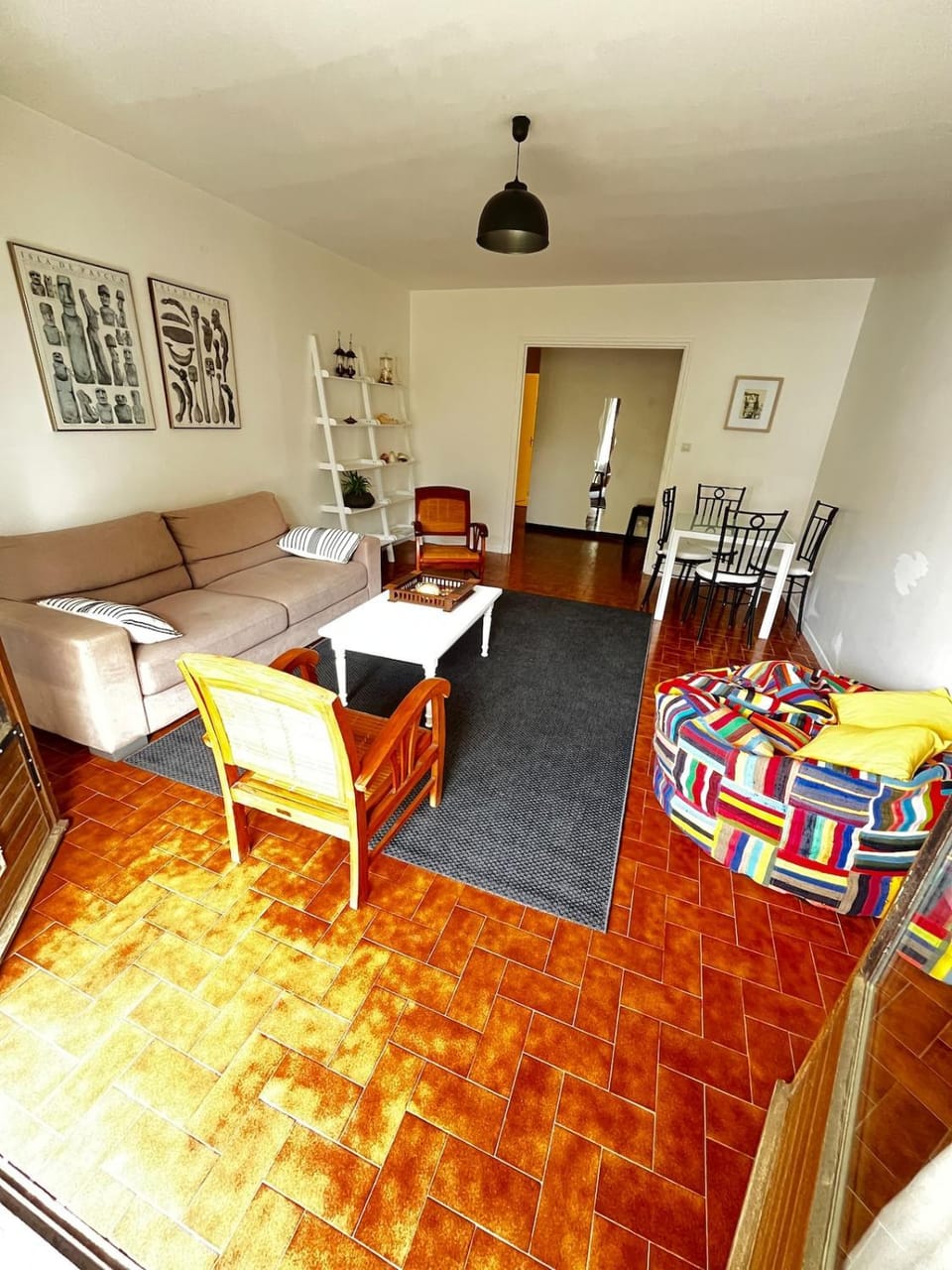 Living room, Photo of the whole room, Seating area, Dining area