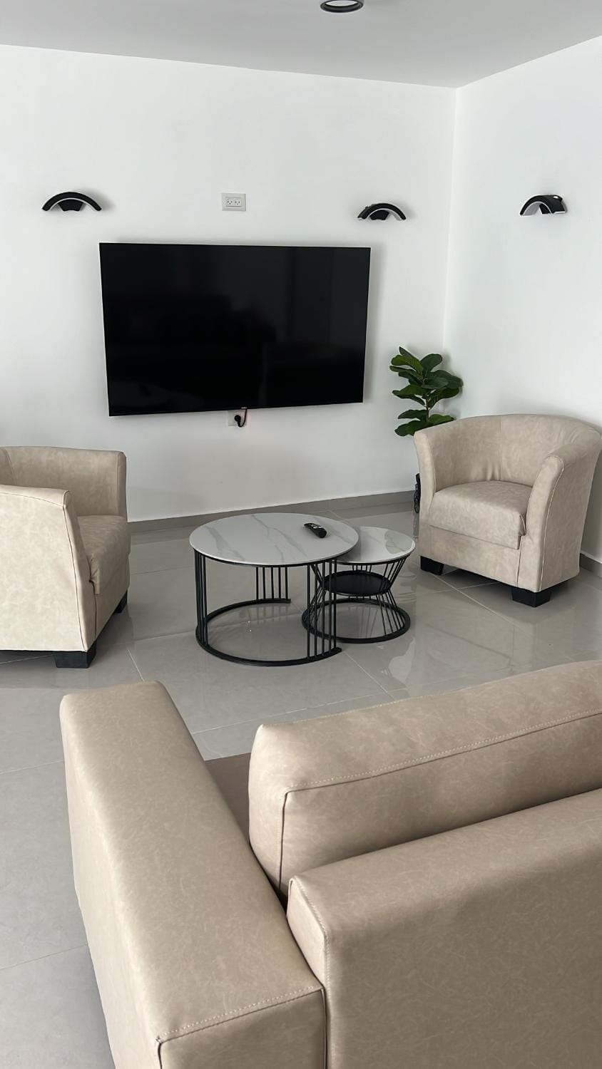 TV and multimedia, Seating area
