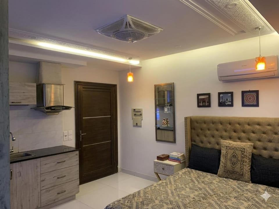 Luxury Apartment Facing Eifel Tower Building Apartment in Lahore