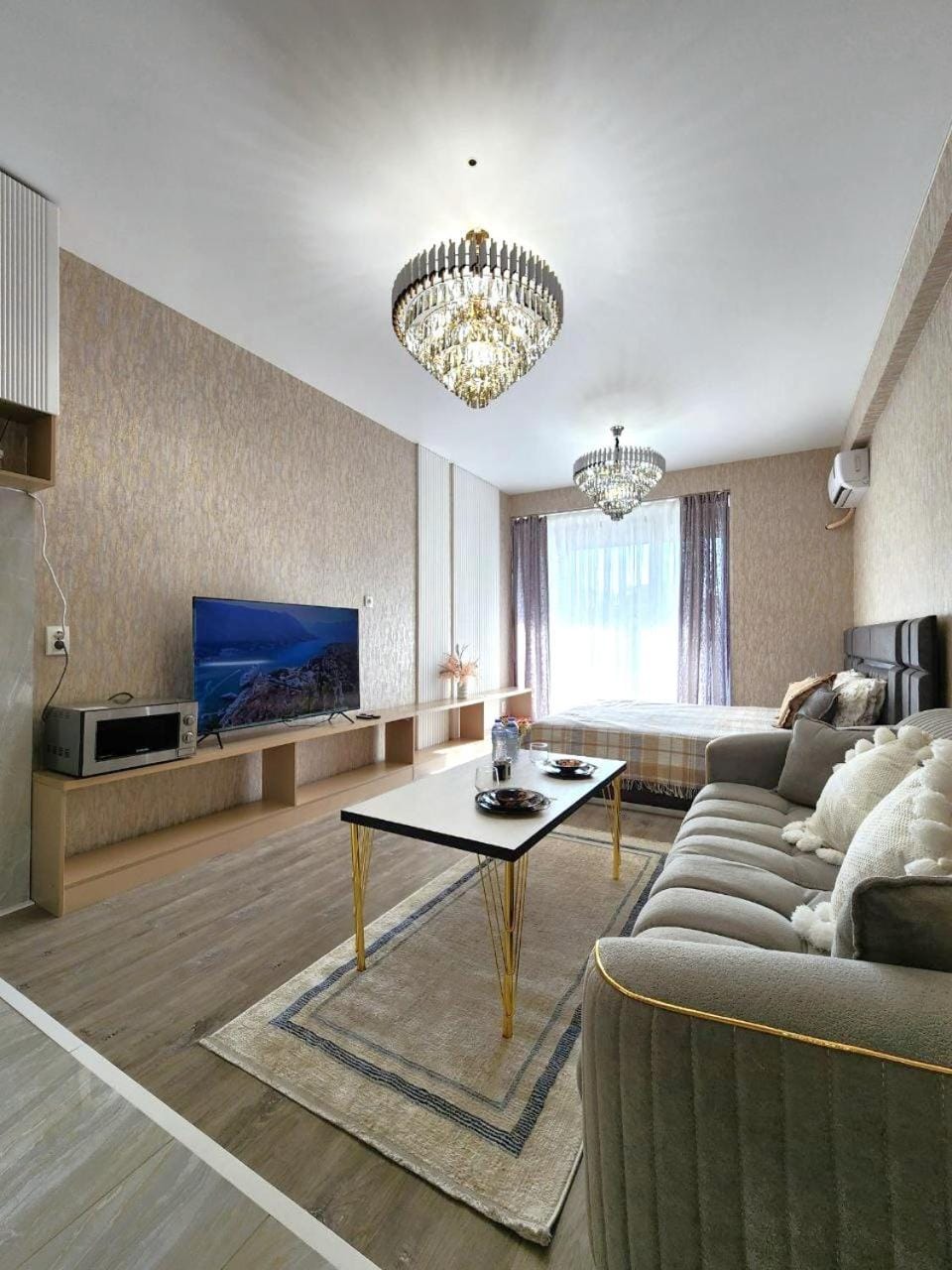 TV and multimedia, Seating area