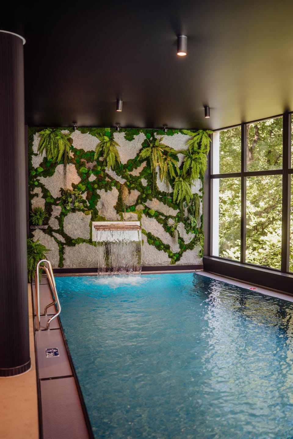 Hot Tub, Garden view, Pool view, River view, Swimming pool