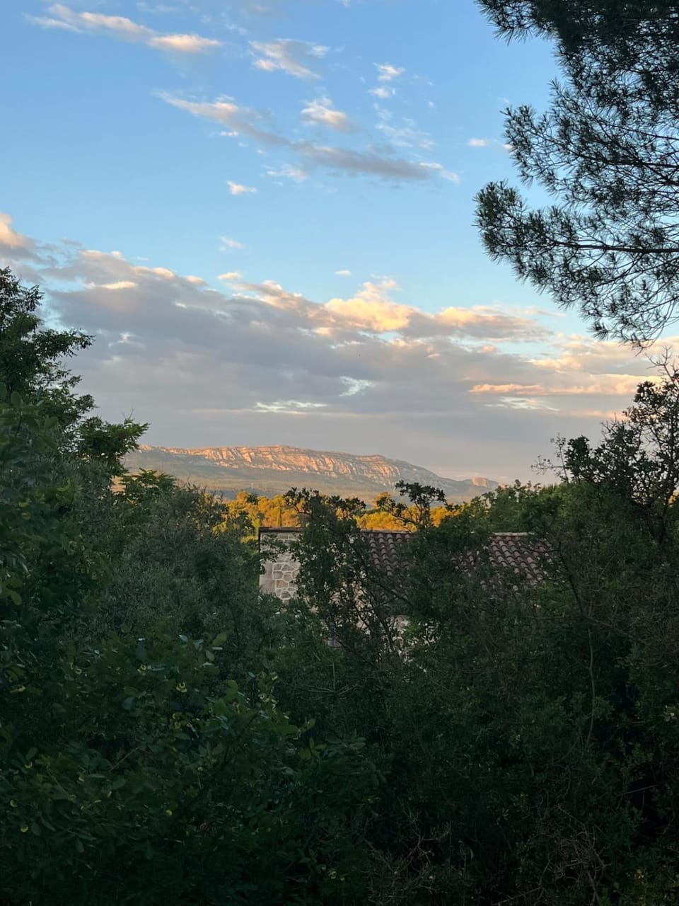 Nearby landmark, Day, Natural landscape, Mountain view