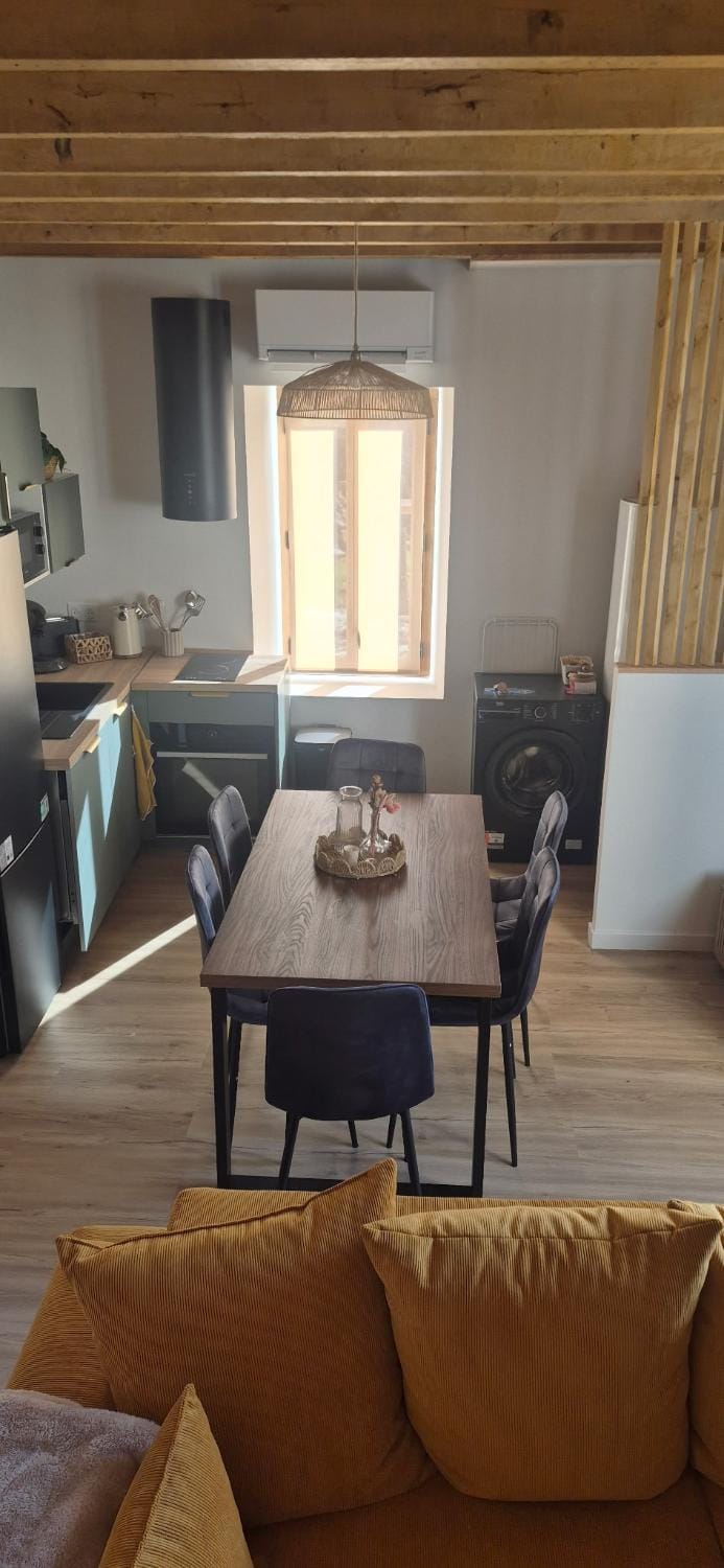 Duplex Le Trèfle Apartment in Auvergne-Rhône-Alpes