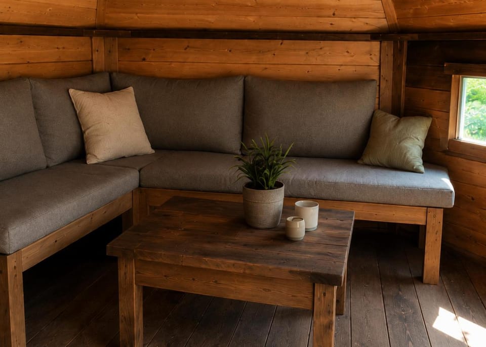 Living room, Seating area