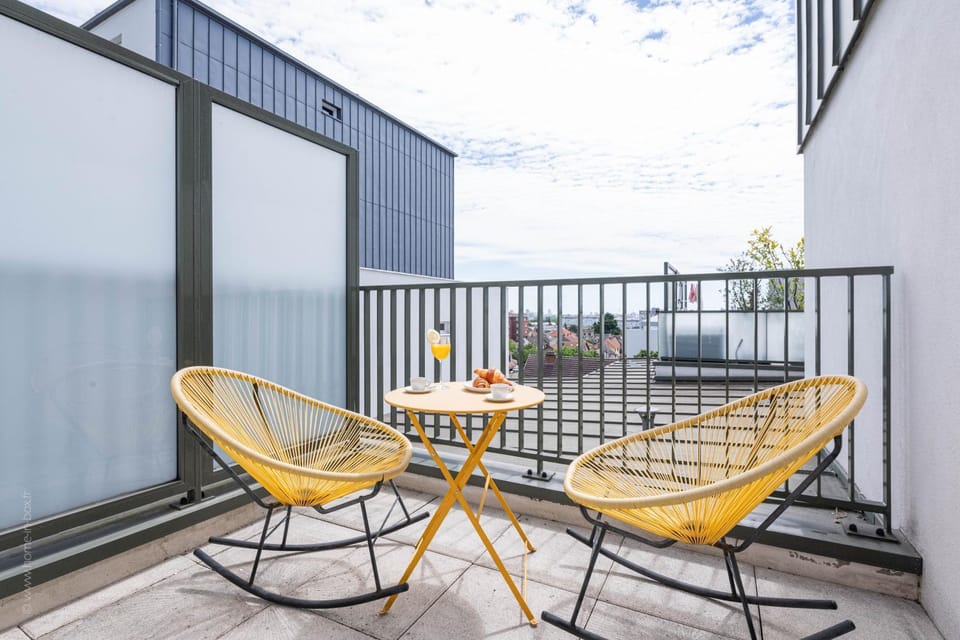 La Perle De Bezons - 4 personnes - Magnifique Terrasse - Belle vue sur la Defense et La Tour Eiffel Apartment in Île-de-France