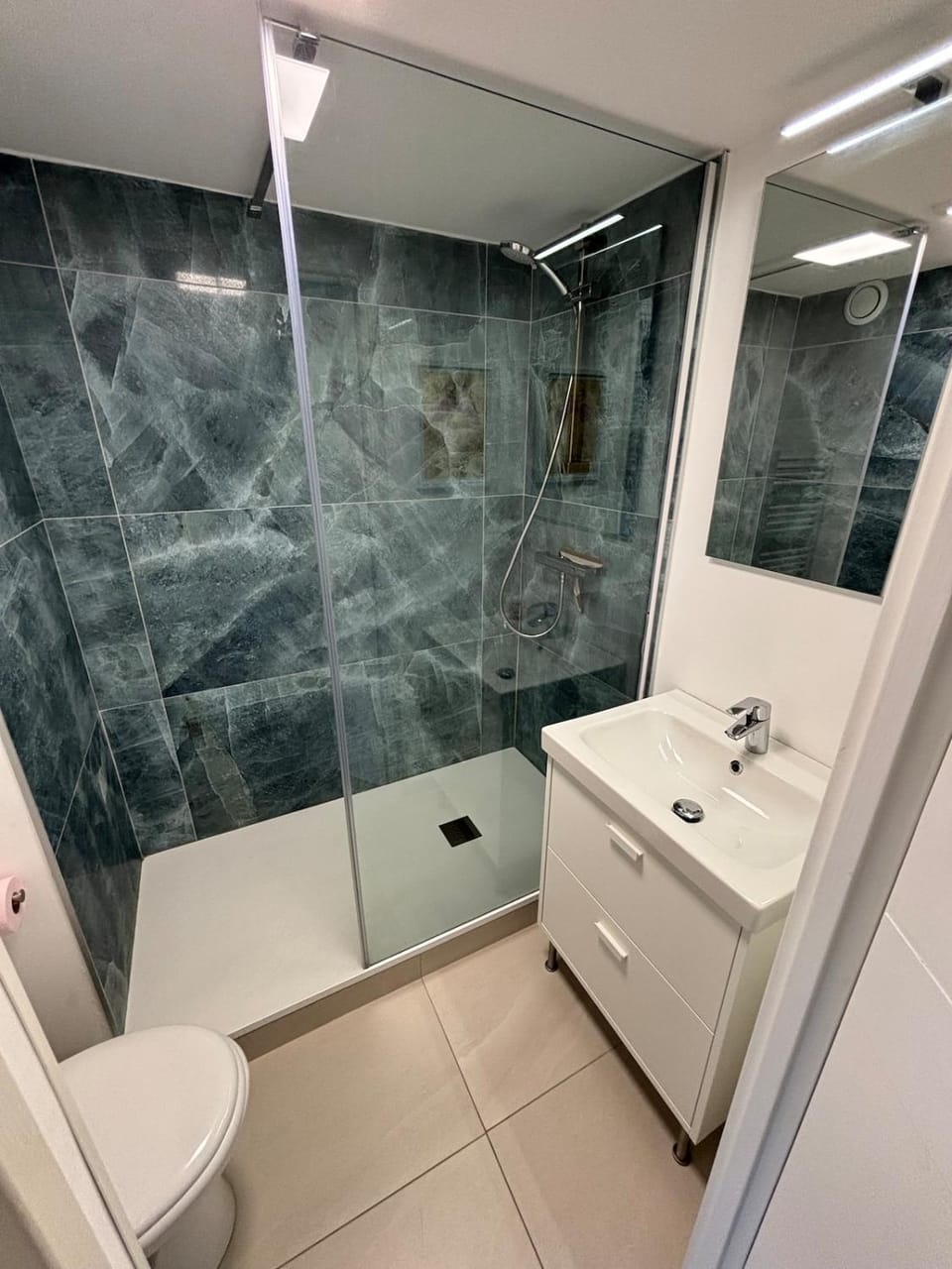 Shower, Bathroom