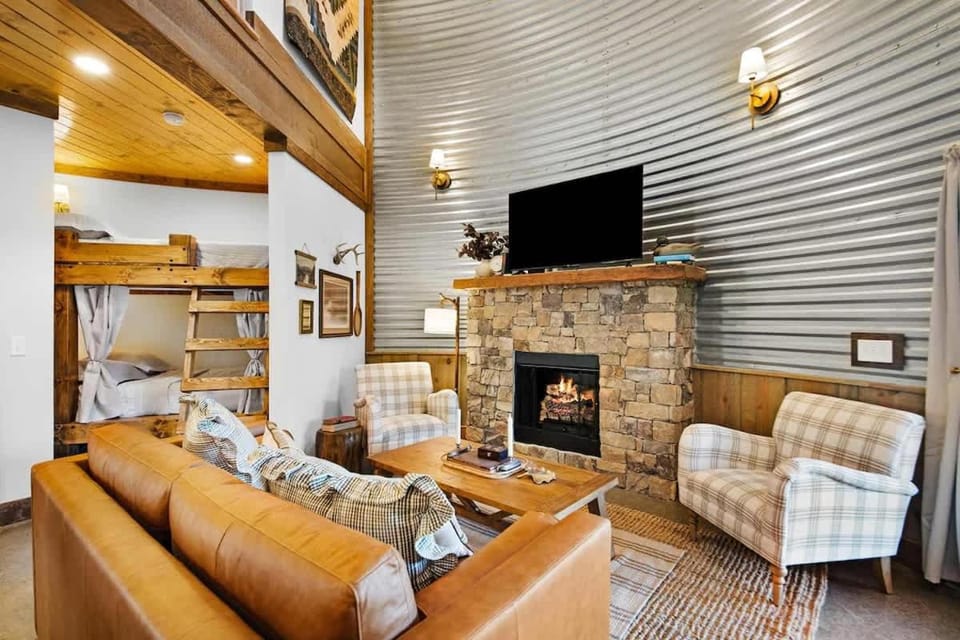 3 Silos Sleeps 12 - Chattanooga - Hot Tubs House in Chattanooga