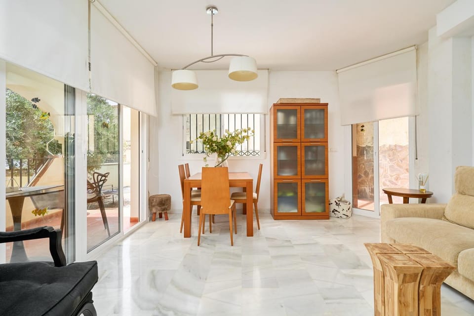 Property building, Living room