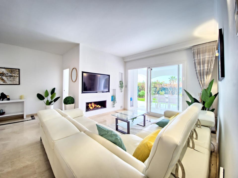 Property building, Living room