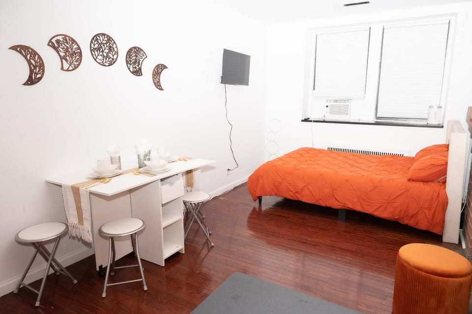 New York102 - Upper East Side Apartment- Central Park Apartment in Upper Manhattan