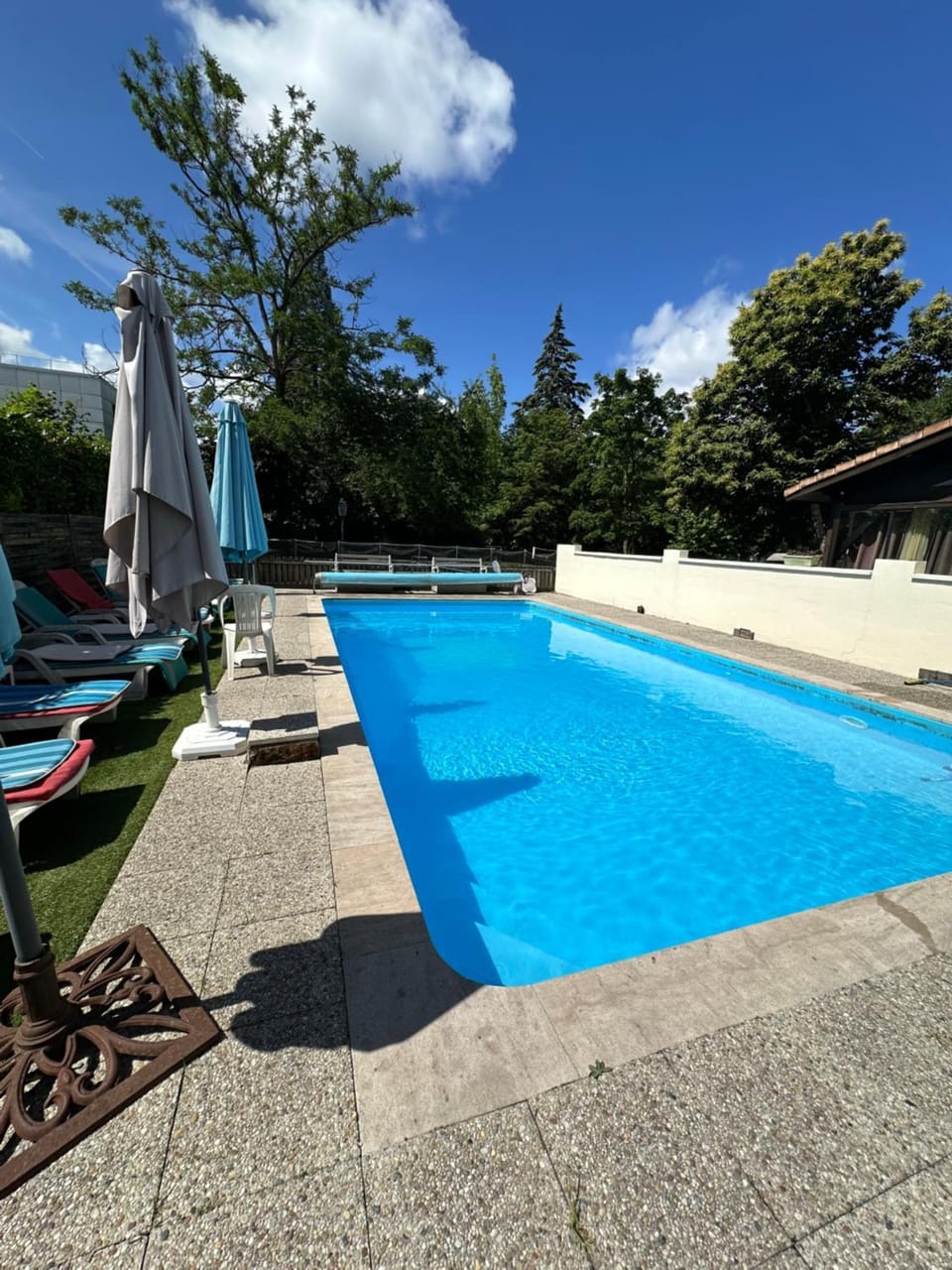 Aux Châtaigniers Bed and Breakfast in Nouvelle-Aquitaine