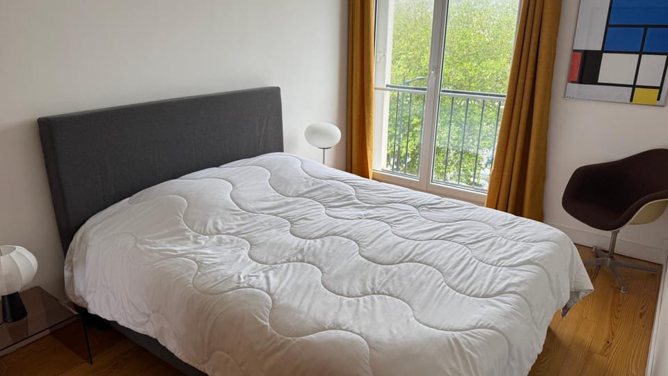 Bed, Bedroom