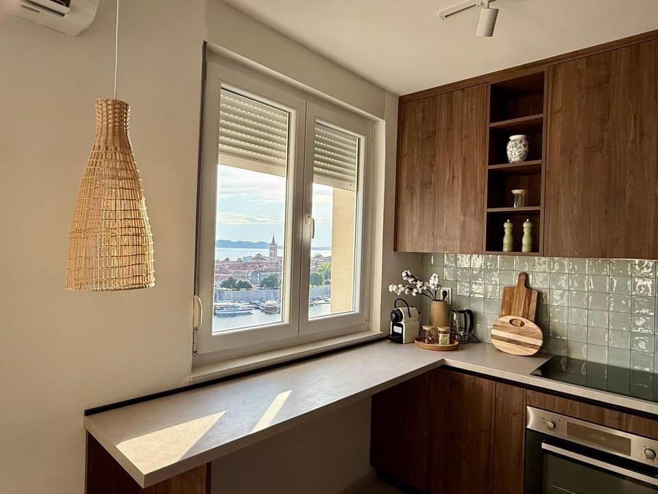 View (from property/room), City view, Sea view