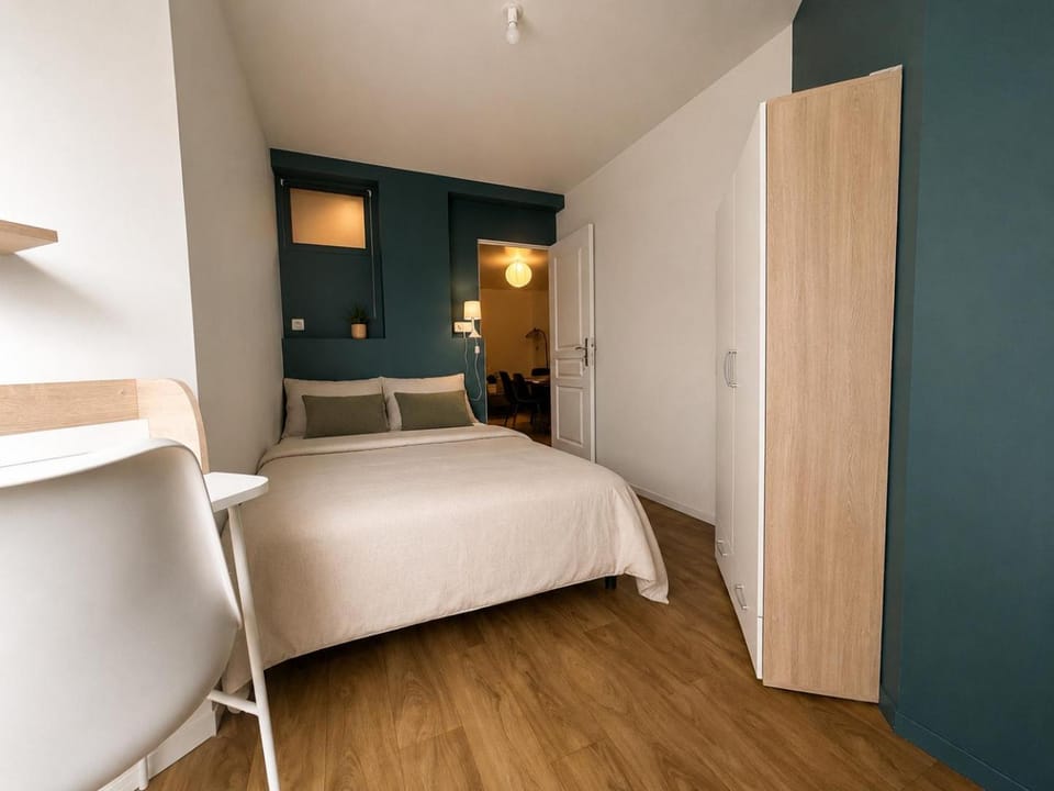 appartement chaleureux tout equipe a deux pas du centre d angers - 8-10 pers Apartment in Angers