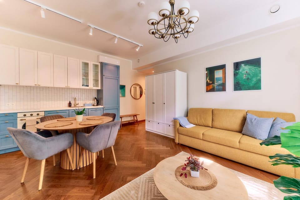 Bed, Living room, kitchen
