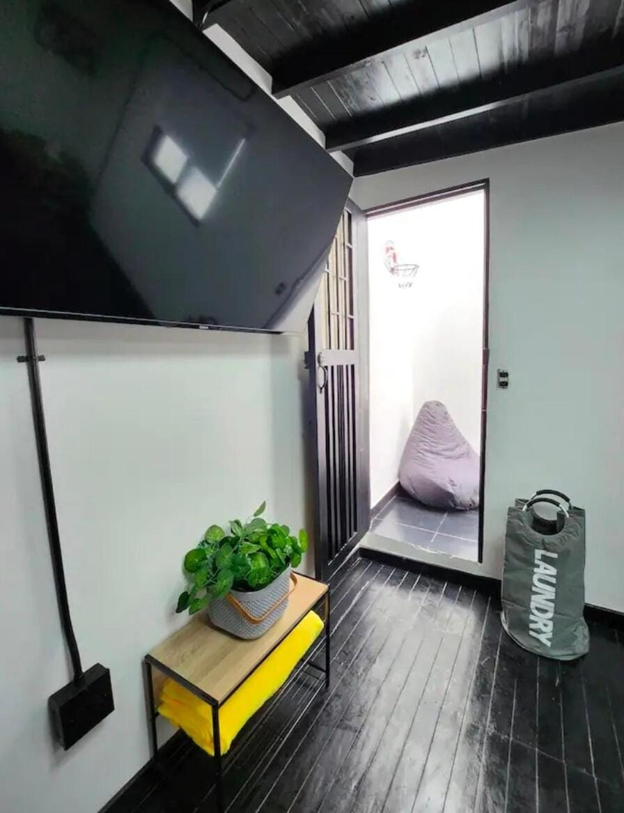 Candelaria Chill Loft wc Kitchen & AC in Medellin Apartment in Medellin