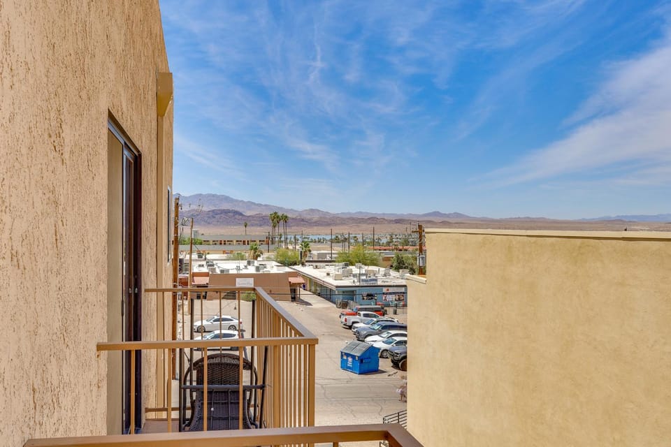 Walk to Dwtn Spots! Lake Havasu Extended Stay House in Lake Havasu City