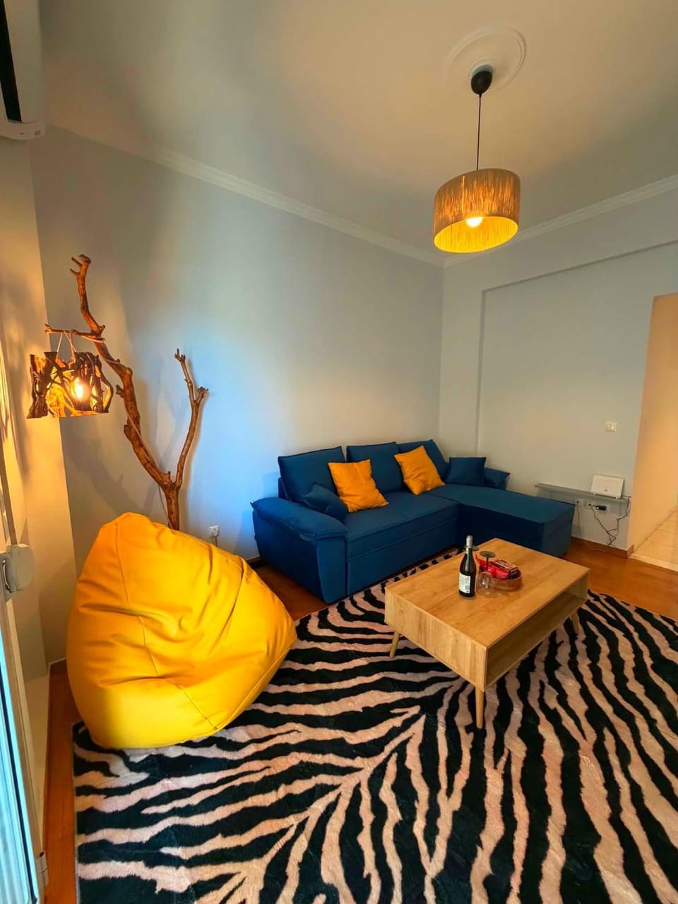 SkouZen Apartment in Pireas