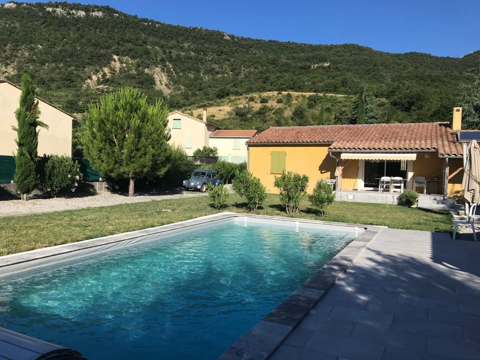 Détente en Drôme Provençale Villa in Provence
