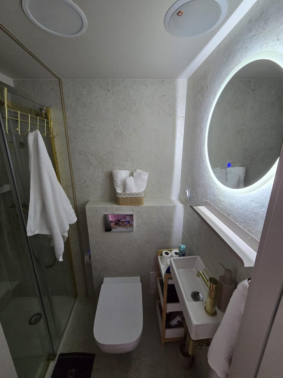 Nowoczesny Apartament Kudowa Zdrój Apartment in Lower Silesian Voivodeship
