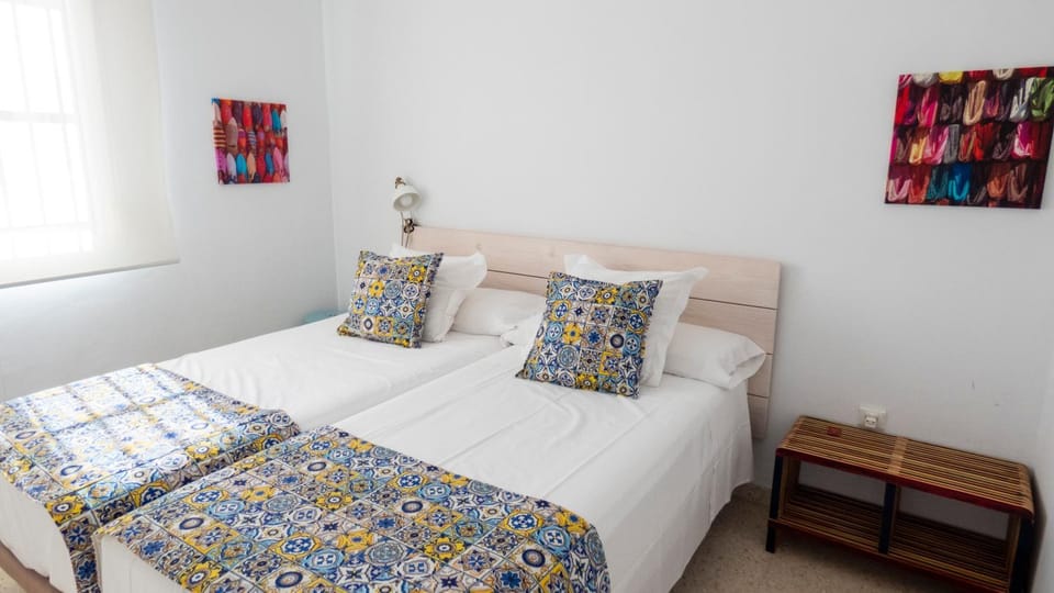 Bed, Photo of the whole room